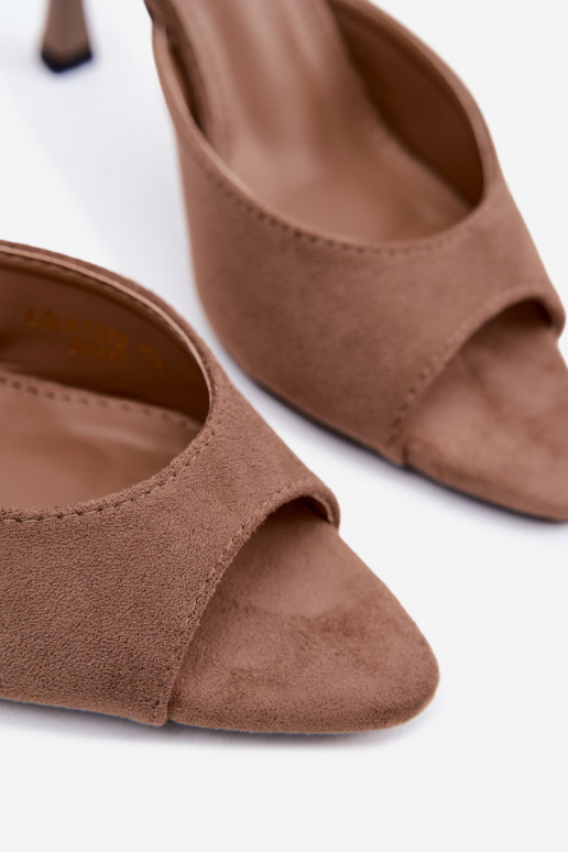Claquettes avec talons fins en daim synthétique kaki Cherryssa