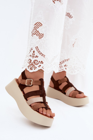 Sandalen met platform en faux suede banden in bruin Glimelle 2