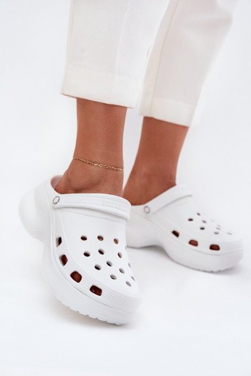 Chaussons pour femmes avec semelles chunky tendance Big Star RR274A119 blanches 2
