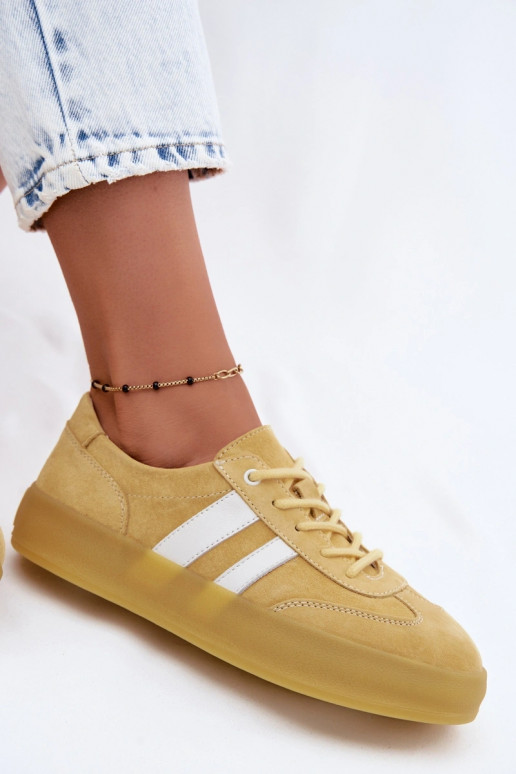 Gele platform sneakers van faux suede Coralia