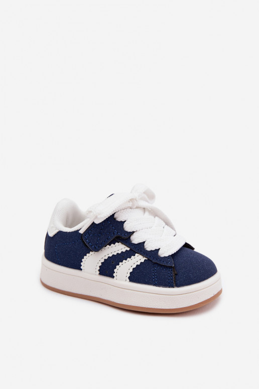 Kindersneaker mit Klettverschlüssen aus Kunstleder in dunkelblauer Farbe Zoya