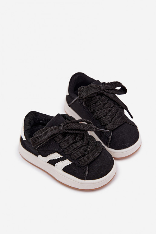 Kindersneakers met klittenband sluitingen van faux leather in zwarte kleur Zoya