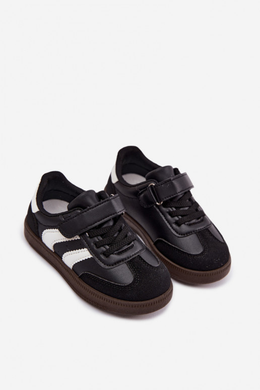 Kindersneakers met klittenband sluitingen van faux leather in zwarte kleur Ronja