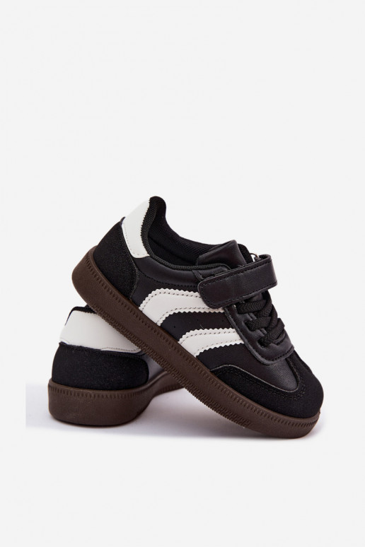Kindersneakers met klittenband sluitingen van faux leather in zwarte kleur Ronja