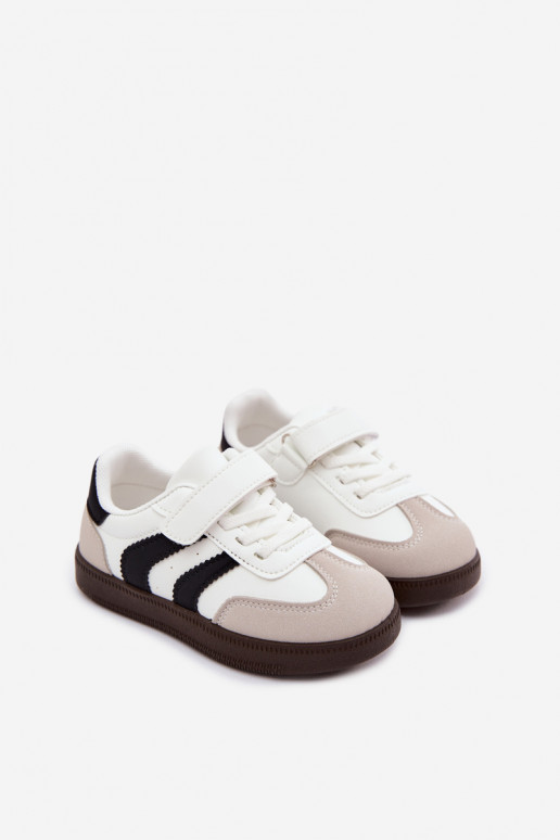 Kindersneakers met klittenband sluitingen van faux leather in witte kleur Ronja