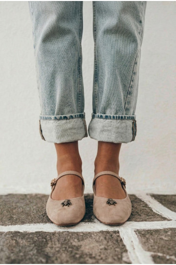 Dames ballerina's met bandjes en gespen in zandkleur faux suede Pinea