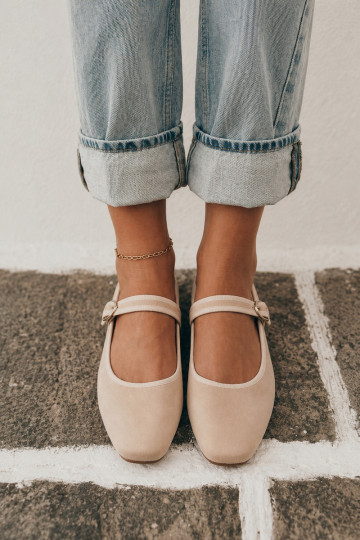 Ballerines femmes avec brides en couleur sable en daim synthétique Birchia