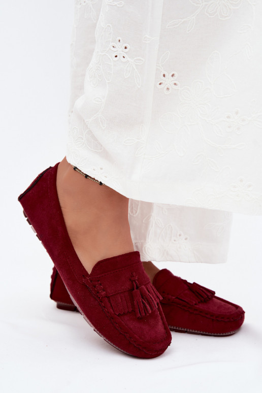 Mocassins pour femmes avec pompons en daim synthétique couleur bordeaux Linden