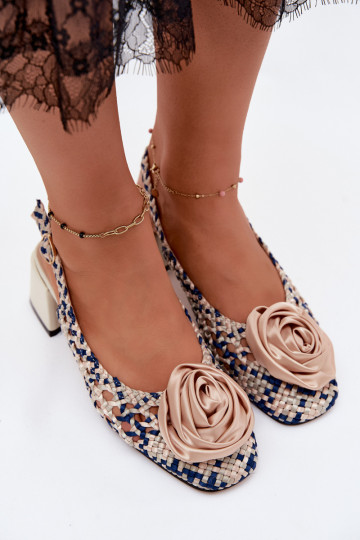Patroon sandalen voor dames met hak en ornamenten Artiker 58C0372 zand en donkerblauwe kleur