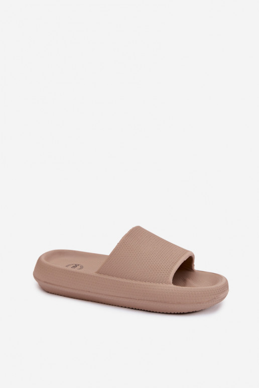 Dames lichte schuimslippers op dikke zool in bruin Querceria