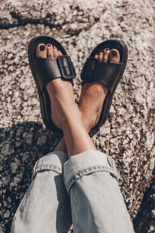 Zwarte dames slippers met platform en gespen Caramel