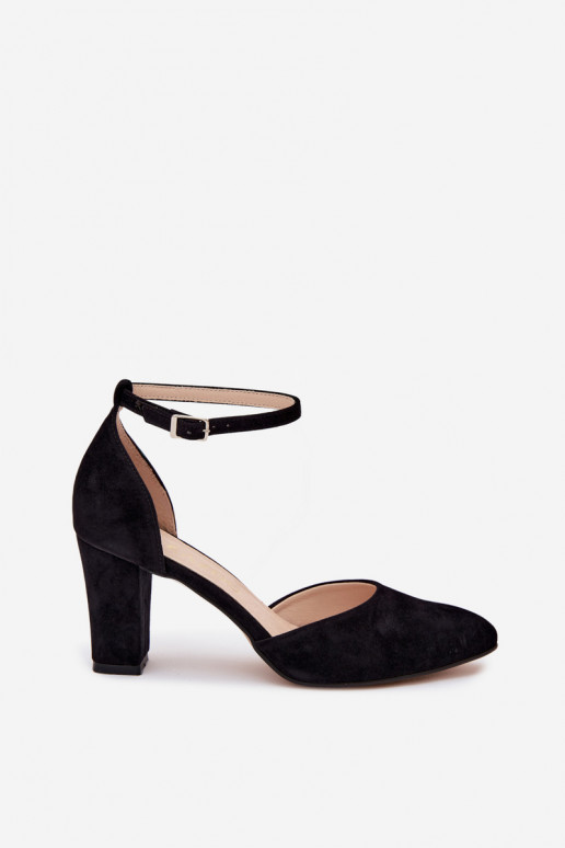 Schwarze Schuhe mit Riemen und spitzen Zehen Zazoo 823