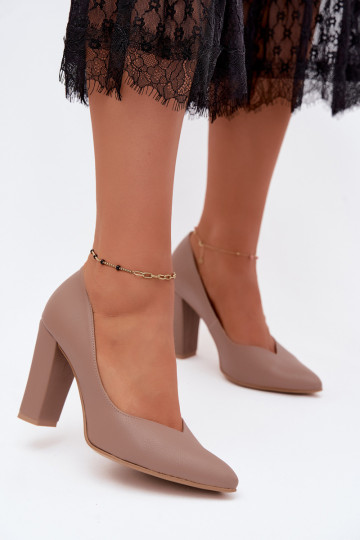 Tonkne Schuhe mit Riemen und spitzen Zehen Zazoo 853 2