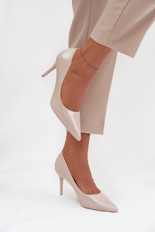 Escarpins en faux cuir ivoire avec effet verni Jadira