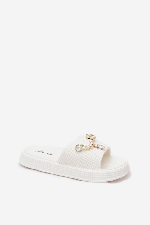 Dames witte lichte slippers met ornamenten Rosehip