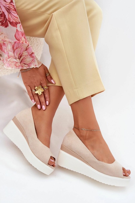 Beige Damen-Plateausandalen aus Kunstveloursleder "Velira"