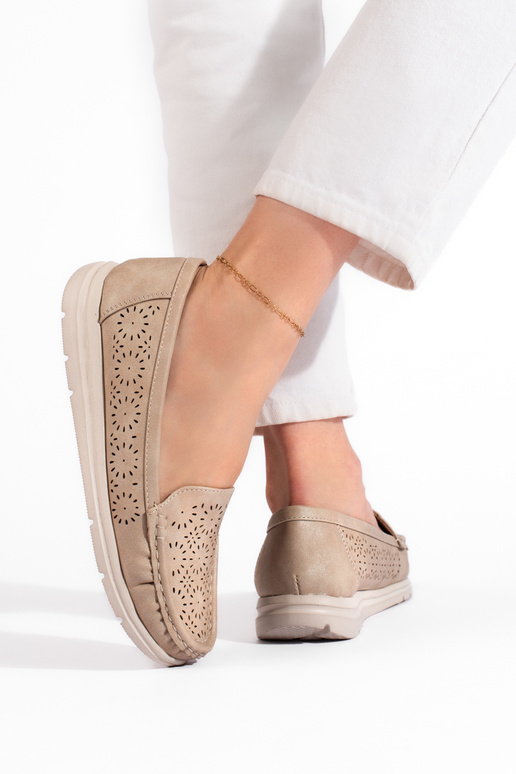 Beige durchbrochene Damenmokassins