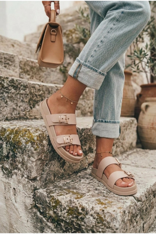 Chaussons pour femmes couleur sable avec boucles dorées Vilja