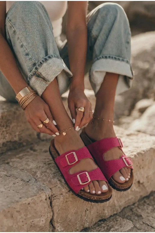 Dames roze slippers met gespen Brigid