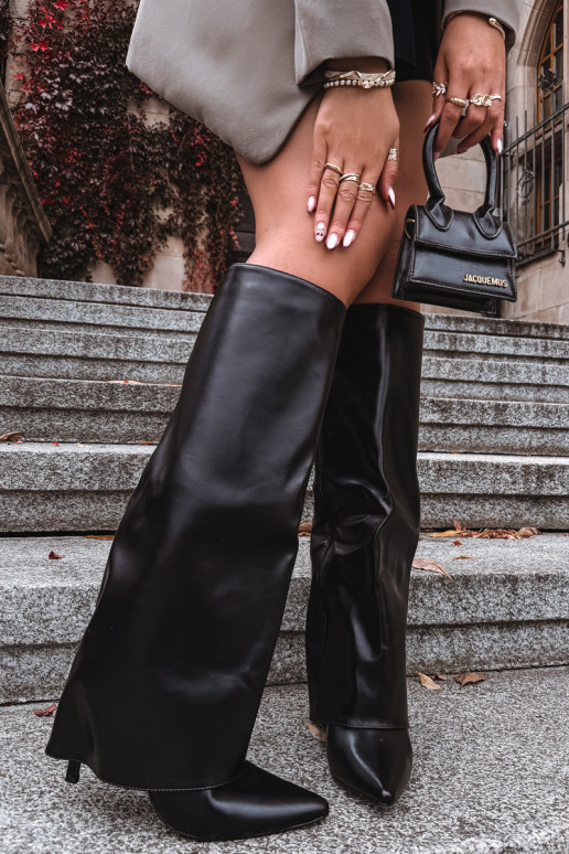 Bottes longues chaudes avec talons fins et choleika cousue en noir Tamonia