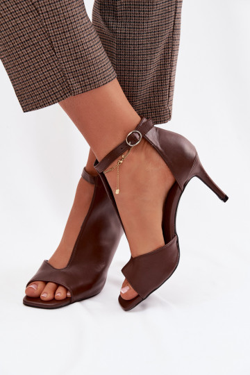 Sandales pour femmes avec talons fins en chocolat Helira