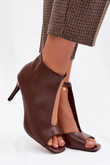 Sandales pour femmes avec talons fins en chocolat Helira 2