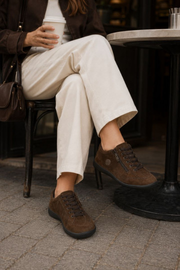 Dames schoenen in chocolade faux suede Brindle