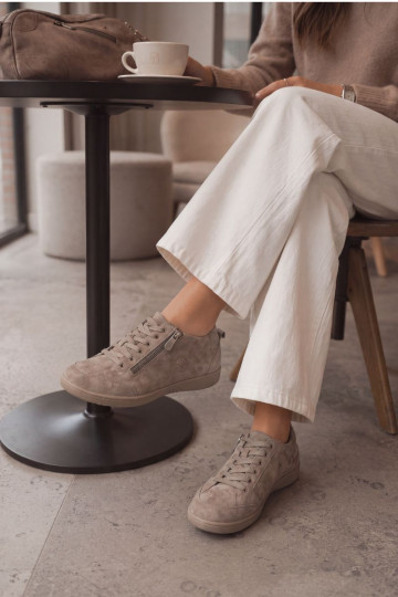 Dames schoenen in zand faux suede Brindle