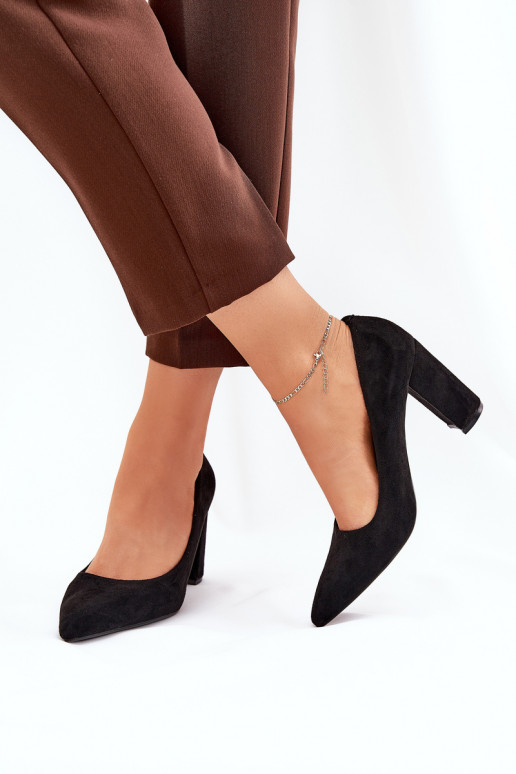 faux suede schoenen met hakken in zwart Ellinoria