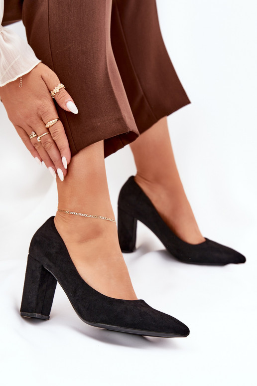 faux suede schoenen met hakken in zwart Ellinoria