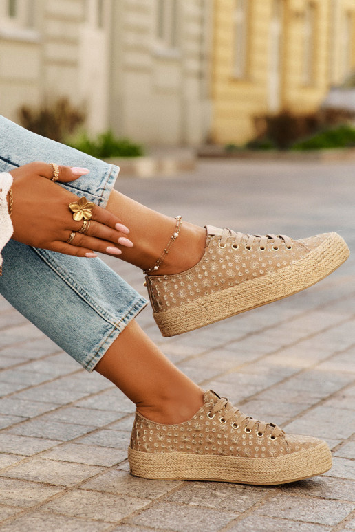 gepatroneerde casual schoenen met platform in kaki Lee Cooper LCIN-25-08-3646L