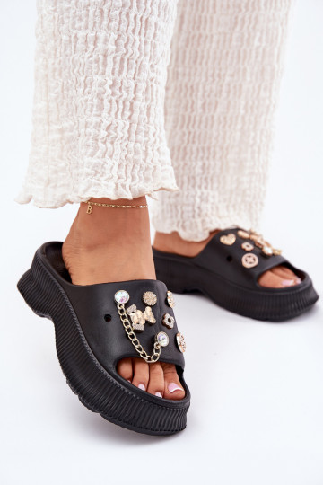 Lichte dames slippers met gouden details en clips in zwart Hortiana 2