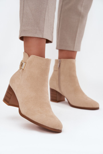 Bottines isolées avec détails dorés en couleur sable Renora 2