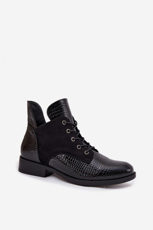 Bottines pour femmes noires avec effet verni et ornements Vinceza 16477