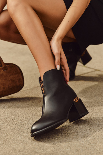 Bottines en cuir noires pour femmes Vinceza 66811