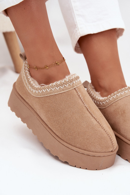Bottes de neige basses couleur sable avec fleurs brodées et plateforme Taliah