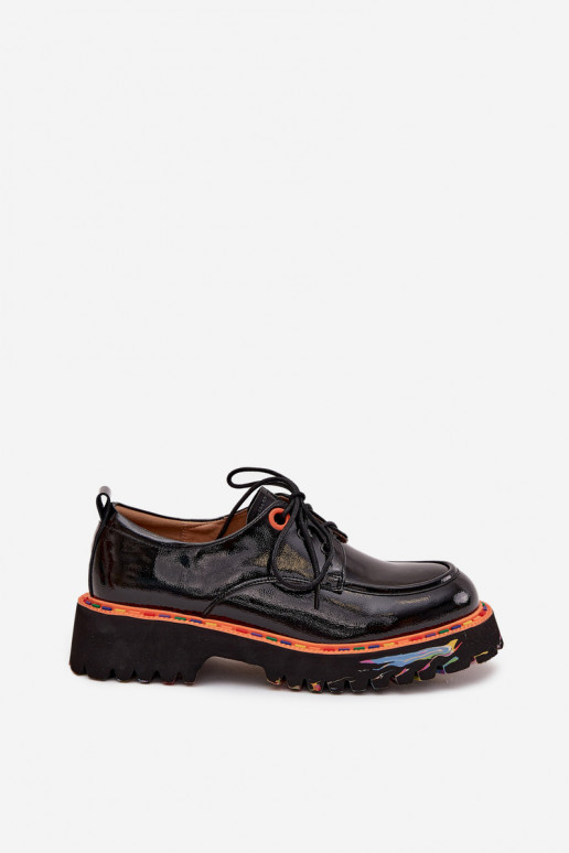 Chaussures en cuir noires avec effet verni Artiker 57C0176