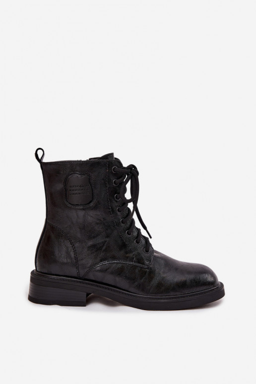 Bottes de travail pour femmes en simili cuir noir avec détails décoratifs Tai turiciejka K7180-01