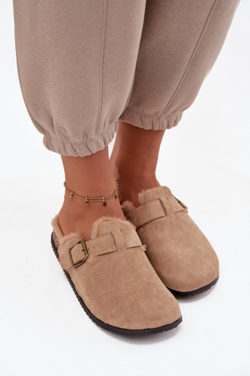 Beige warme damesklompen met bont aan de binnenkant en gespen Sylisse