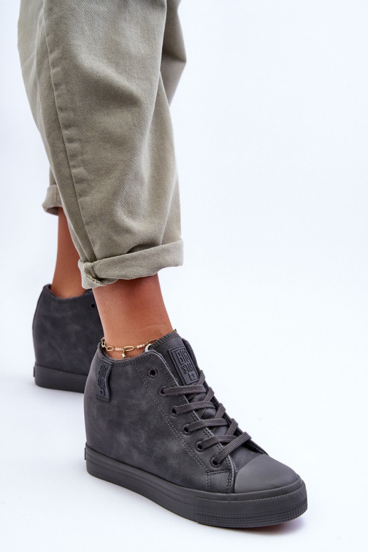 Freizeitschuhe aus Kunstleder mit Plattform in Grau Big Star MM274005