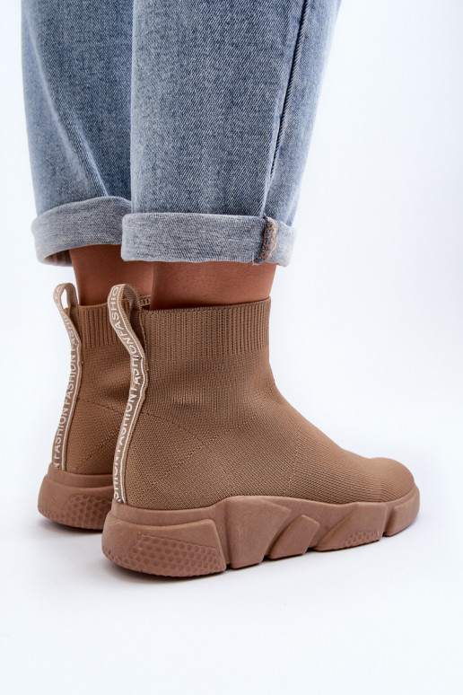 Dames sportschoenen met soktype schacht in zand Zirila