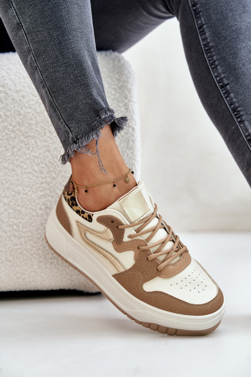 Dames sneakers van faux leather met platform en luipaardpatronen in zand Henizore