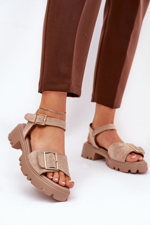 Damen Sandalen aus Kunstveloursleder mit Schnallen in Sand Gofielle