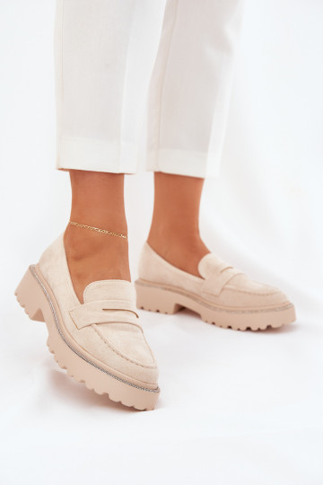 Zandkleurige damesmokassins van faux suede met glanzende oogjes Nilamla 2