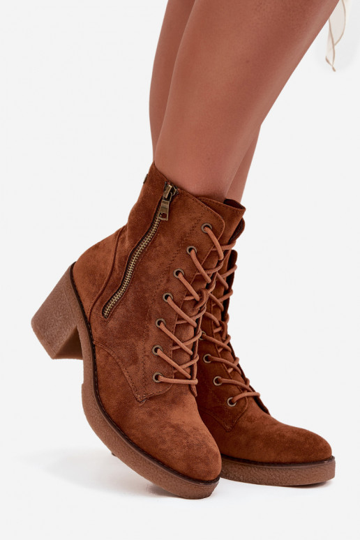 Bottes de cheville pour femmes isolées avec lacets et fermetures éclair en marron Paressa