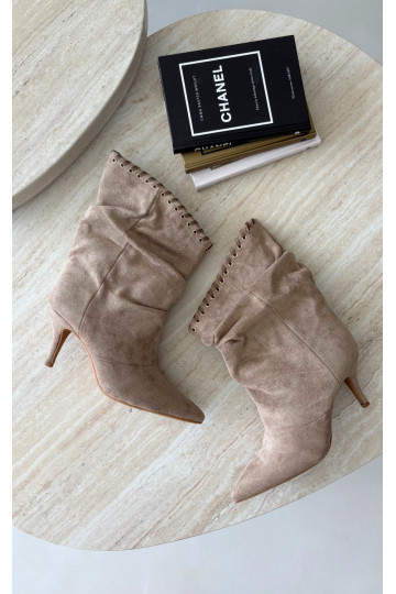 Falten ankle boots mit dünnen Absätzen in sandfarbener Herella 2