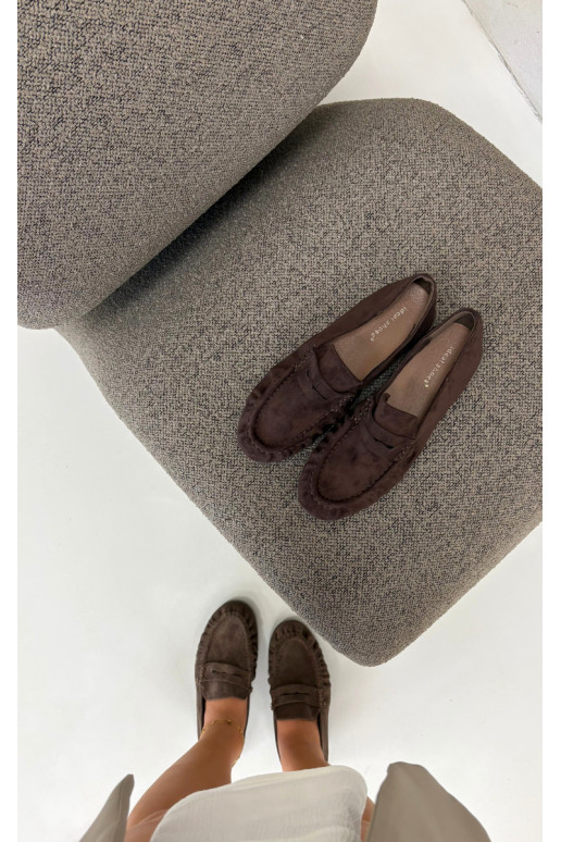 Damesmokassins met ruches van faux suede in chocoladekleur Sabley