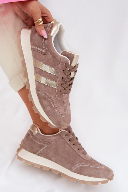 Zandkleurige dames sneakers van faux suede op een platform S.Barski LR61-7097