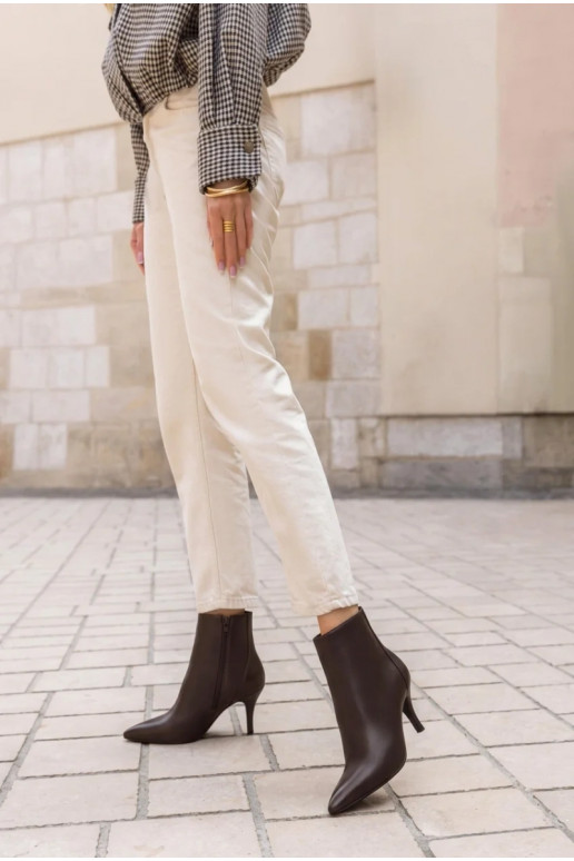 Bottines à talons fins, à bout pointu, en cuir synthétique chocolat Niretta