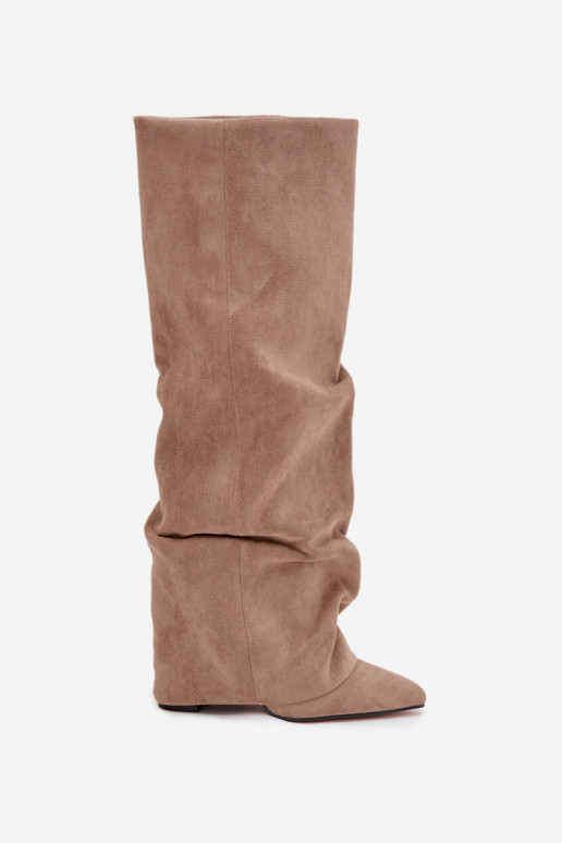 Damen Stiefel gefüttert mit Einsätzen und Absätzen aus Kunstveloursleder sandfarben Elivira